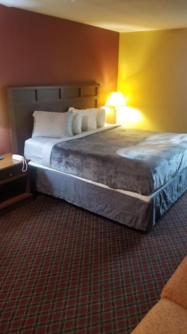 Hotel 2 Queen Beds Hotel Room 212 Booking Stillwater Εξωτερικό φωτογραφία