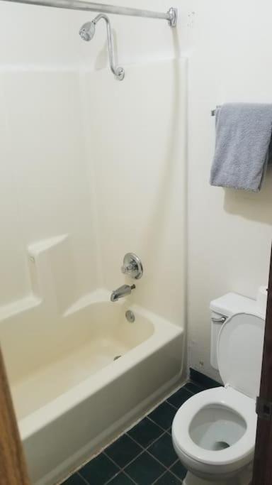 Hotel 2 Queen Beds Hotel Room 212 Booking Stillwater Εξωτερικό φωτογραφία
